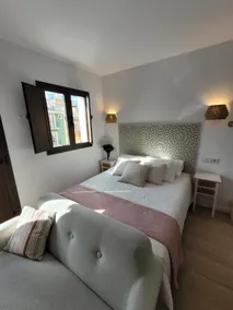 VILASUITES Trinitat - Image 3