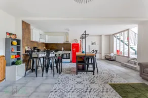 Loft in Paris - Image 4