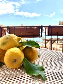 Apartment in Taormina with a view of the sea and the Greek Theater - Image 5