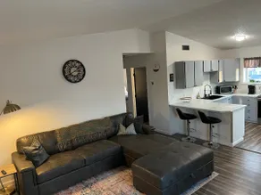Top Floor Duplex | Private Deck + Wi-Fi | Walkable - Image 2