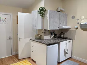 Adorable Studio Room - Image 2