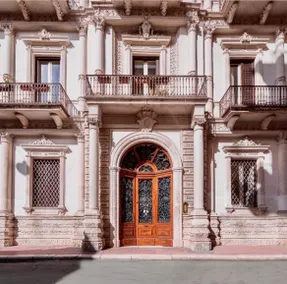 Historical House. Palazzo De Robert - Image 3