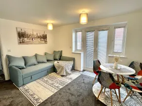 Aspen Villa, Apsley Station - Image 3