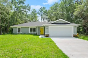 Pet-friendly, Heated Pool, Close to Everything 3 Bedroom Home - Image 3