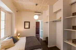 Lovely 1-bed Apartment in Valletta - Image 5