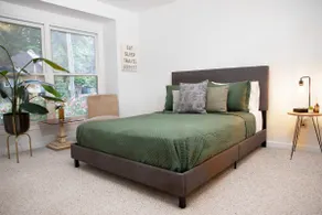 LeisureLEE 2-Bed Home Near Braves & 10 min to ATL! - Image 3