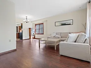 Family-Friendly 5-BR Near Stadium - Tv's In Every Room + New Kitchen - Image 3