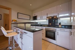 Chalet Penthouse · 5BR · Place Centrale · Pool - Image 4