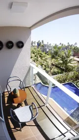 Luxury and tranquility near the sea - Image 3