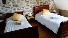 La Maison d'Angèle, cottage with heated pool - Image 2