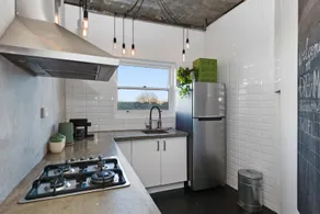 Large 1 Bedroom with Off Street Parking - Image 5