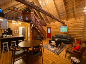 Unplugged Retreat-Yellowstone Cabin at Rock Springs - Image 3