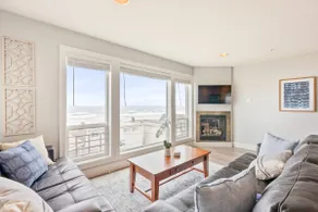 Panoramic Oceanview Penthouse Steps to the Beach - Image 2