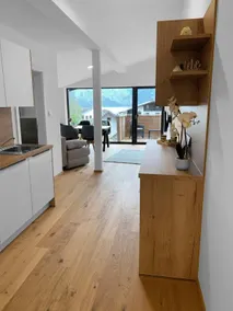 Dream panoramic apartment with mountain & lake view - Image 2