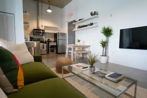 Blank Canvas Wynwood Loft - Image 3