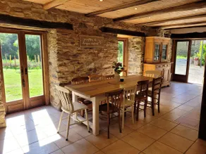 In the middle of nature, charming house with swimming pool - Image 4