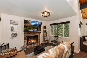 Wooded Bliss- *Dog Friendly!* - Image 3