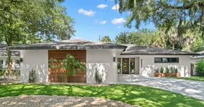 5* Luxe Getaway | Heated Pool & Outdoor Fireplace - Image 4