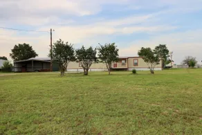 Cozy home near the lake - 5 miles to Lake Fork. - Image 2