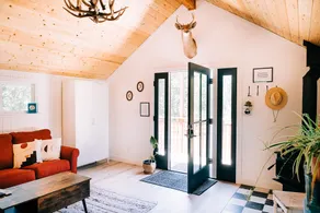 Sierra Cider's Yosemite Orchard Barn Loft - Image 4