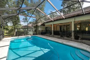 4 BR House w/ heat-pump pool! - Image 3