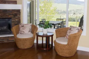 Stylish 3BDRM Home Stunning Mtn Views Fire Table! - Image 4