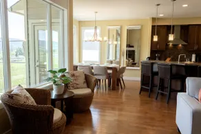 Stylish 3BDRM Home Stunning Mtn Views Fire Table! - Image 5