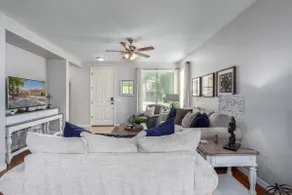 IDEAL LOCATION Siding a Park and Near Community Pools & Golf Course! - Image 4