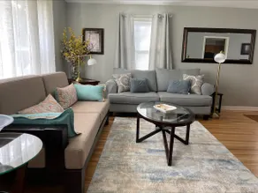 Executive House near UofR for Med prof,families - Image 3
