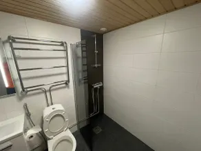 Spacious two-room apartment, with sauna and electric car charging. - Image 4
