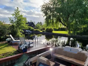 Vacation Island Vinkeveen with hot tub & boat - Image 2