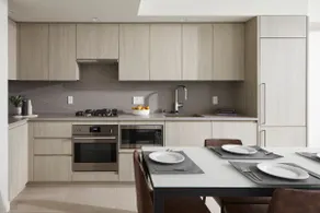 Level Seattle - Luxurious One Bedroom Suite - Image 3
