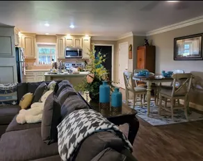 Dream cabin  with mancave and views of Lake Cumberland. - Image 3
