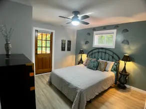 The Perch Guesthouse- close to Asheville - Image 5
