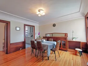2487 - Cozy 2B1B Upper Unit close to Ocean & Zoo - Image 4