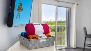 Lazy Daze Double King Suite Ocean Pointe 2310 - Image 3
