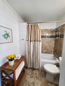 LOOK NO FURTHER YOU will LOVE it*2-bedroom house - Image 5