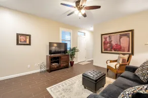 Quiet, private 1 bedrm Casita near Bank1 Ballpark - Image 2