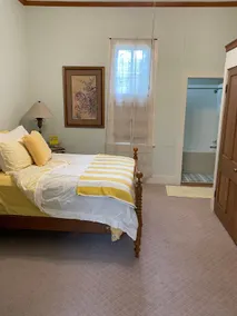 Historic home walking distance to LSU and downtown - Image 4