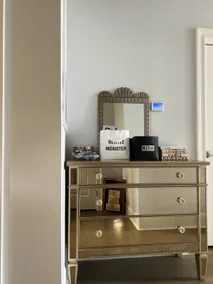 Luxurious 1B, high-ceiling loft in New Haven. - Image 4