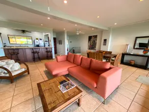 Views, beach, pool, sunsets! Casa Cinco, Sleeps 6 - Image 2