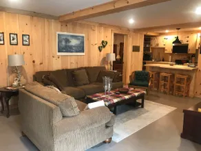 Cozy 2 bedrooms apartment with private entrance - Image 3