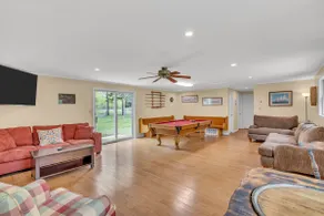 Secluded Home \"Behind The Vines\". SLEEPS 22 on over an acre! - Image 5