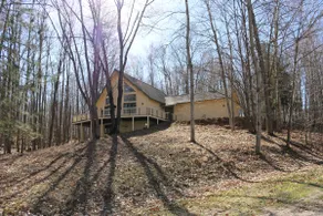 Secluded 3 Br Luxury Chalet! - Image 3