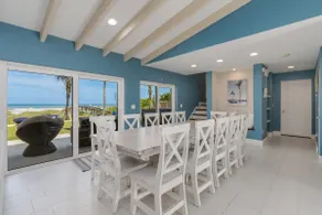 Private Resort! Beachfront home with pool & hot tub and five en suite rooms - Image 4