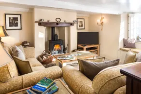 Pilgrim Corner - large luxury cottage with hot tub - Image 3