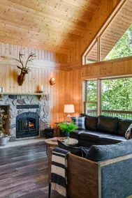 Family Cabin with all the views on Big Sandy - Image 3