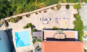 Du Lac Omega Villa Private Pool - Image 3