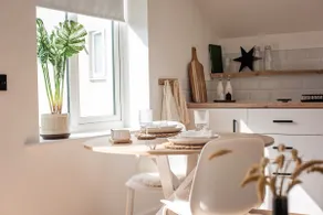 Stylish studio apartment in Frome 12’ Longleat - Image 3