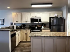 Family fun at the beach! Updated 3BR condo w/pool. - Image 5
